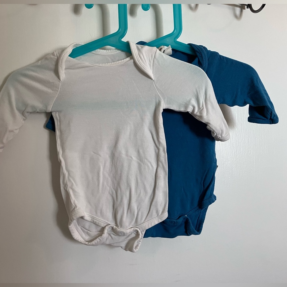 Kyte body suits, long sleeve, size 0-3